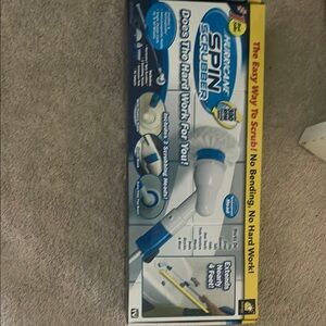 Electric Spin Scrubber with Extendable Handle